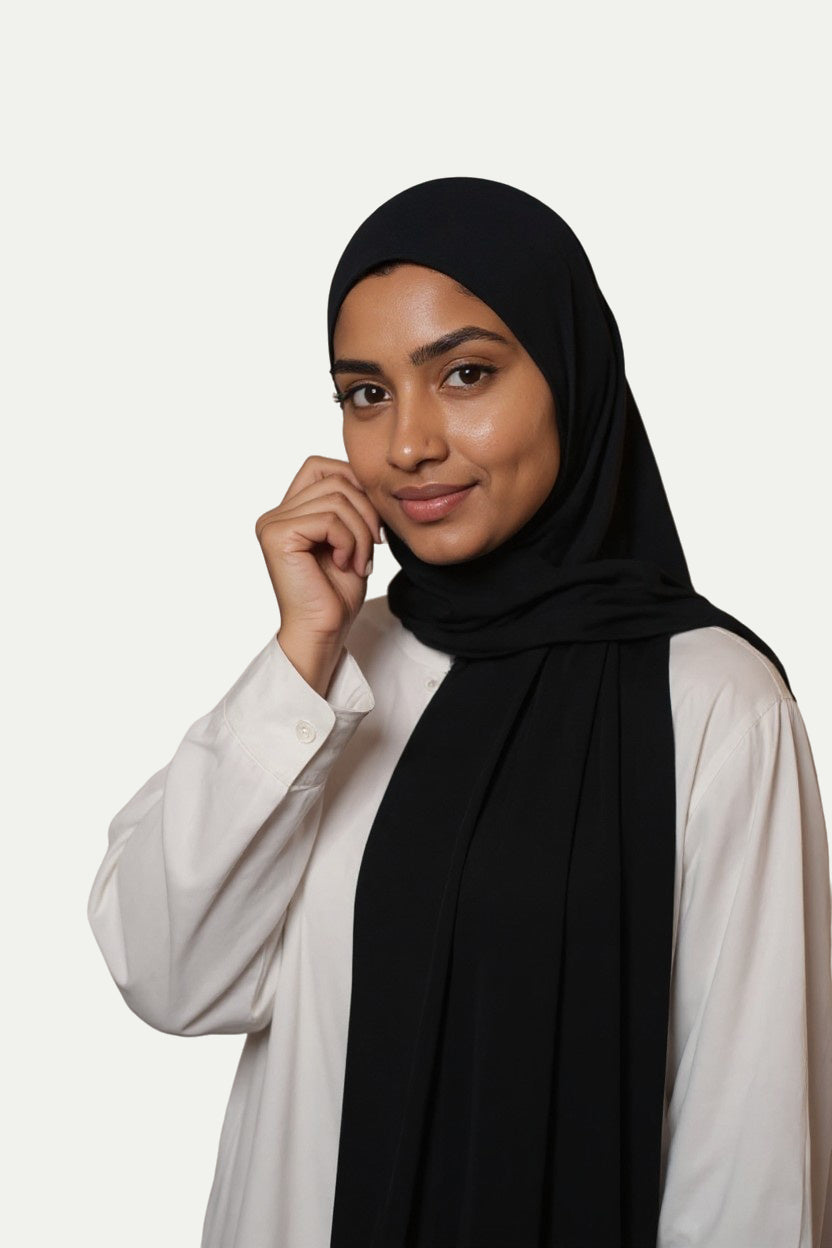 Premium Jersey Hijab – Black Elegance (Zwart Elegant)